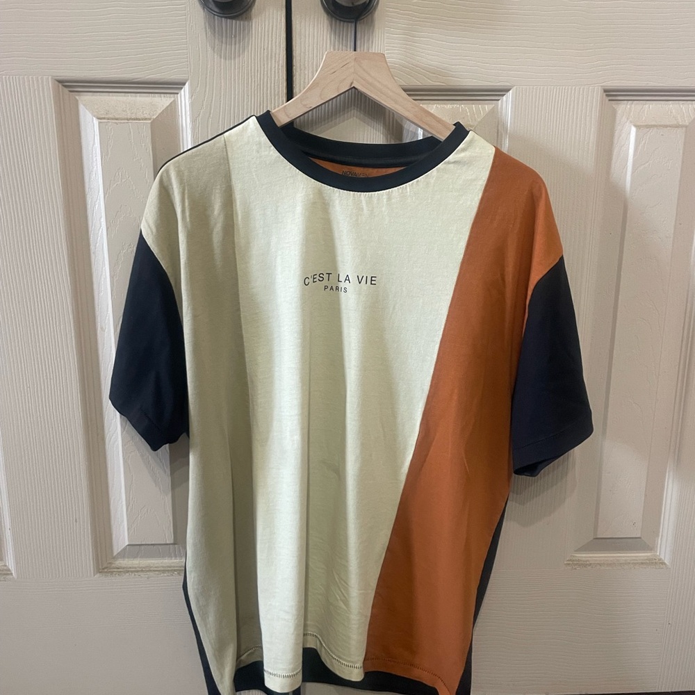 Fashion Nova Black, Cream, and Brown Short Sleeve Tee